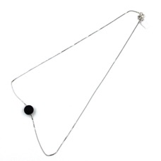 neck_silv_onyx_ball.jpg